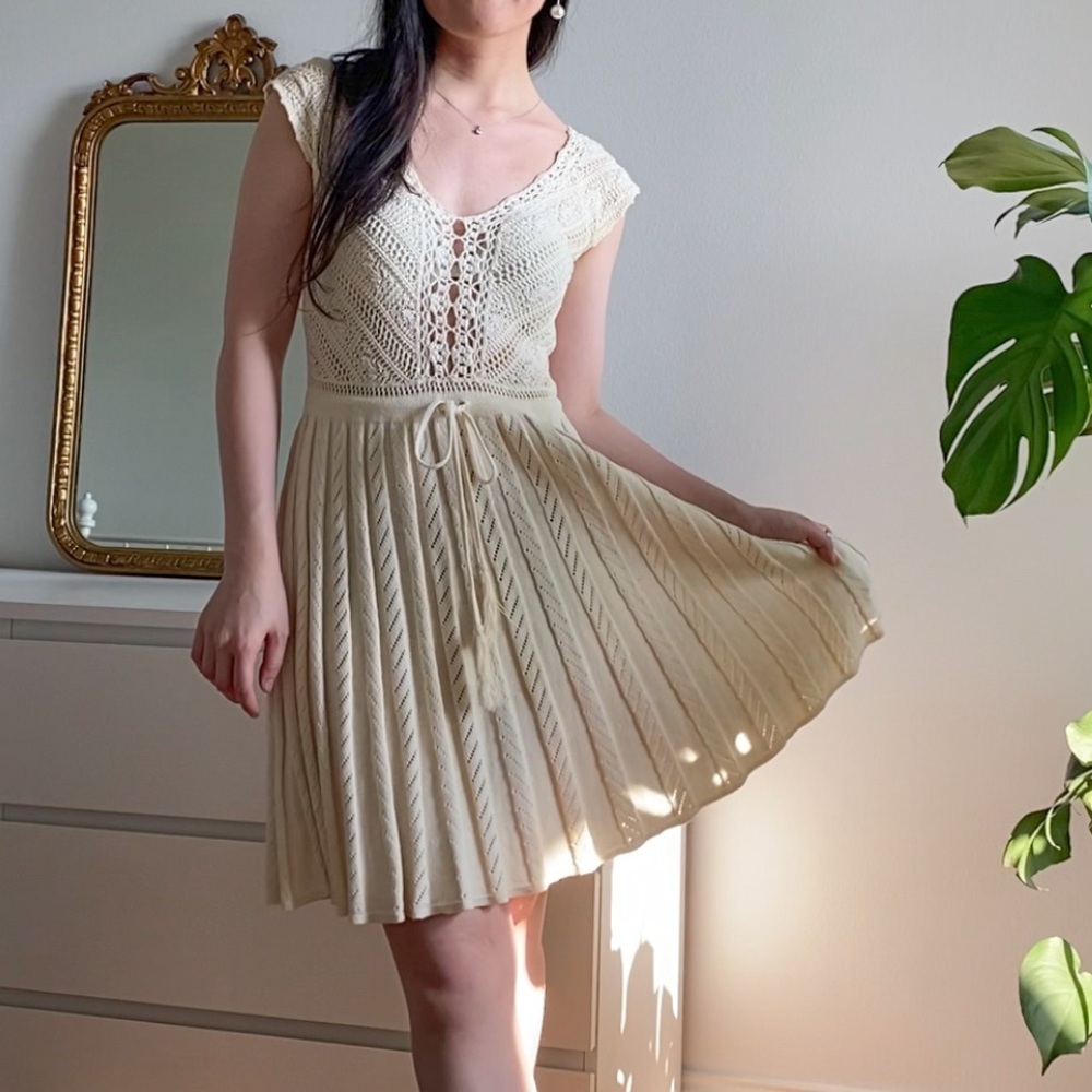 Victoria’s Secret Cream Crochet Dress Size XS